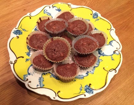 Monkey Bite Cup Cakes
